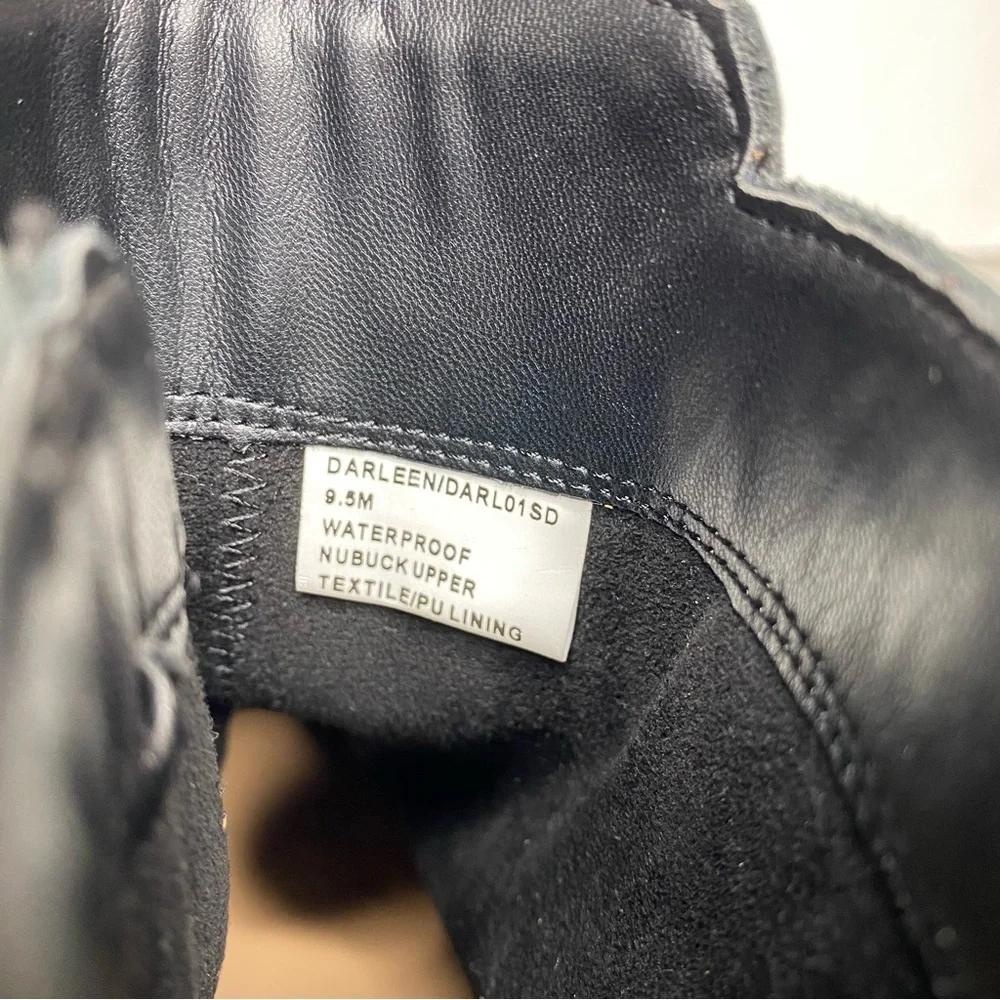 Blondo Darleen Black Nubuck Heeled Bootie 9 1/2 M